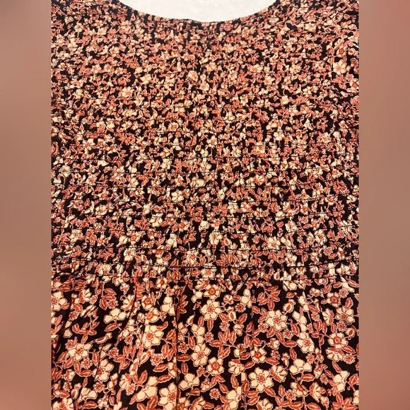 Japna Floral Smocked Peplum Top - Boho V-Neck Cap Sleeve - Size Large - Picture 3 of 6